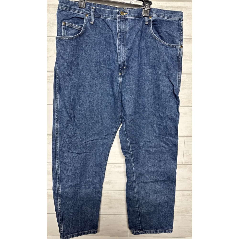 Wrangler Jeans Mens 42 Rugged Wear Blue Relaxed Fit Straight Durable Work 42x30